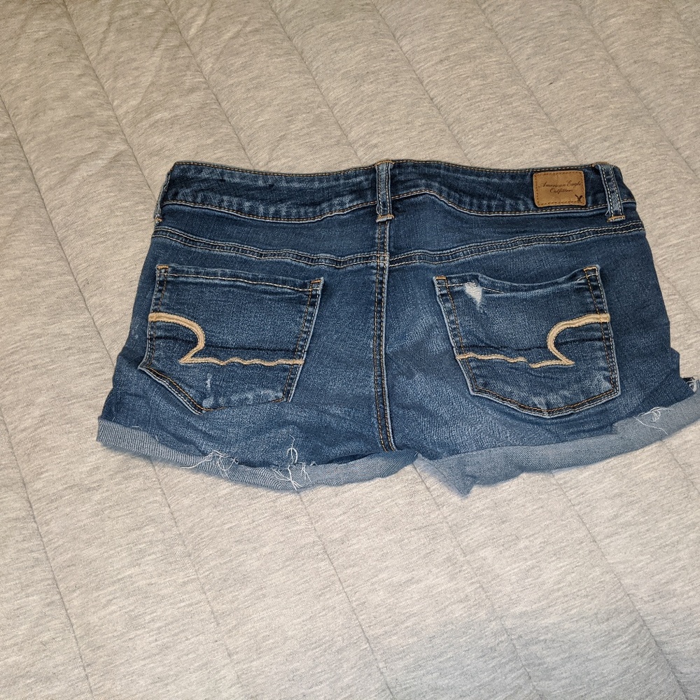 American Eagle super stretch ripped short shorts